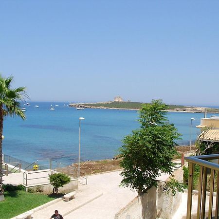 Hotel Vittorio Portopalo Di Capo Passero Exteriör bild