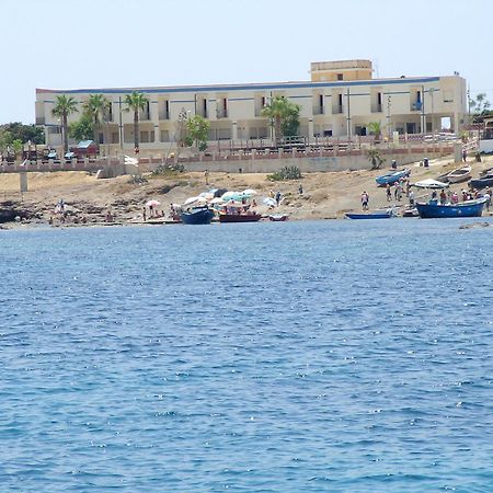 Hotel Vittorio Portopalo Di Capo Passero Exteriör bild