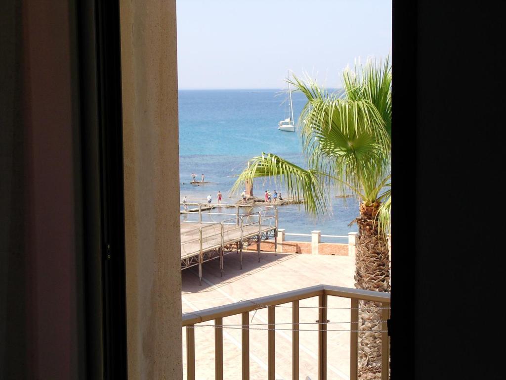 Hotel Vittorio Portopalo Di Capo Passero Rum bild