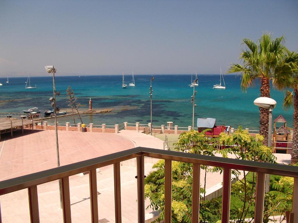 Hotel Vittorio Portopalo Di Capo Passero Rum bild