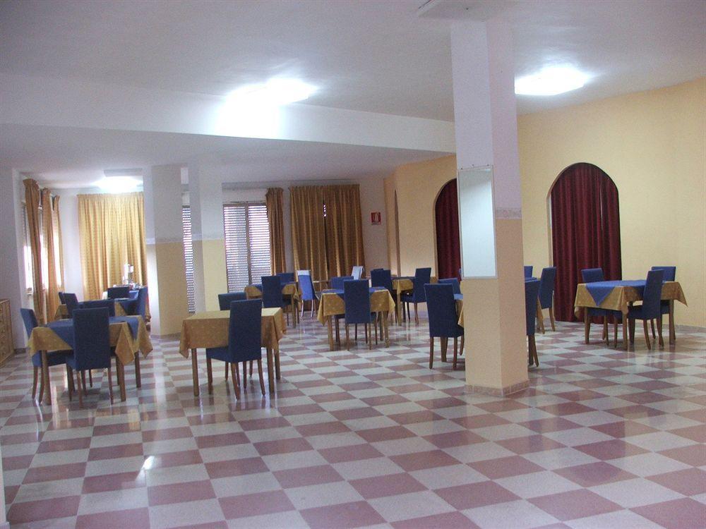 Hotel Vittorio Portopalo Di Capo Passero Exteriör bild
