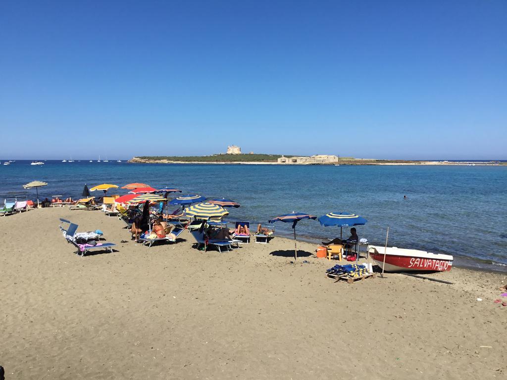 Hotel Vittorio Portopalo Di Capo Passero Exteriör bild