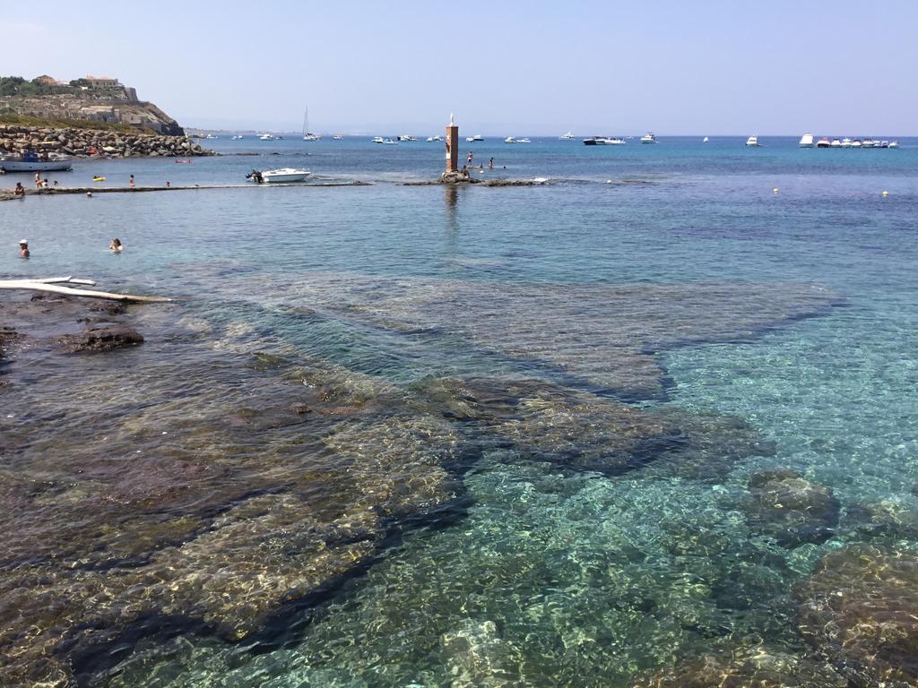 Hotel Vittorio Portopalo Di Capo Passero Exteriör bild